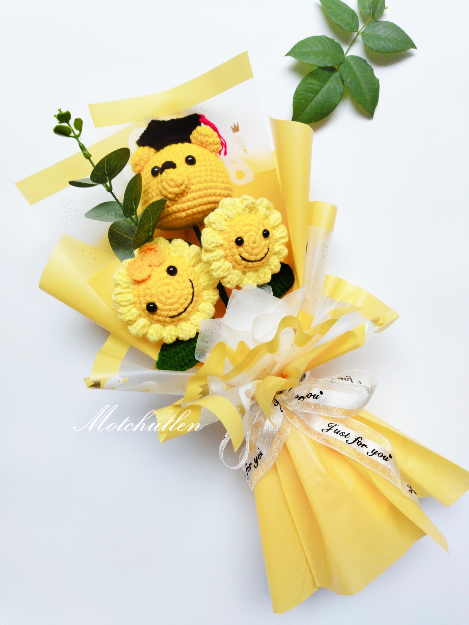 Bó Hoa Tốt Nghiệp Gấu Mix Hoa Hướng Dương